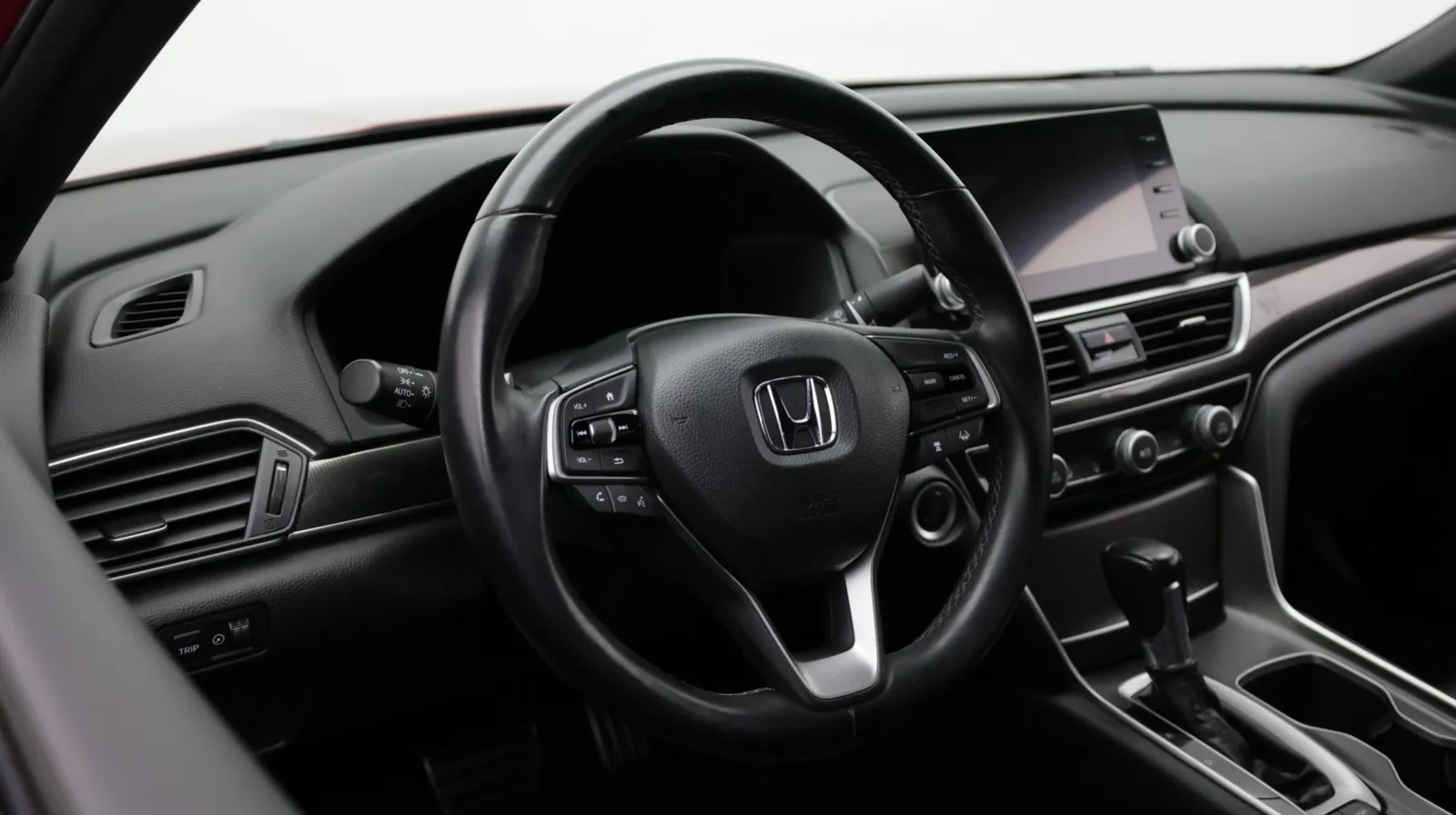 Honda Accord photo 9