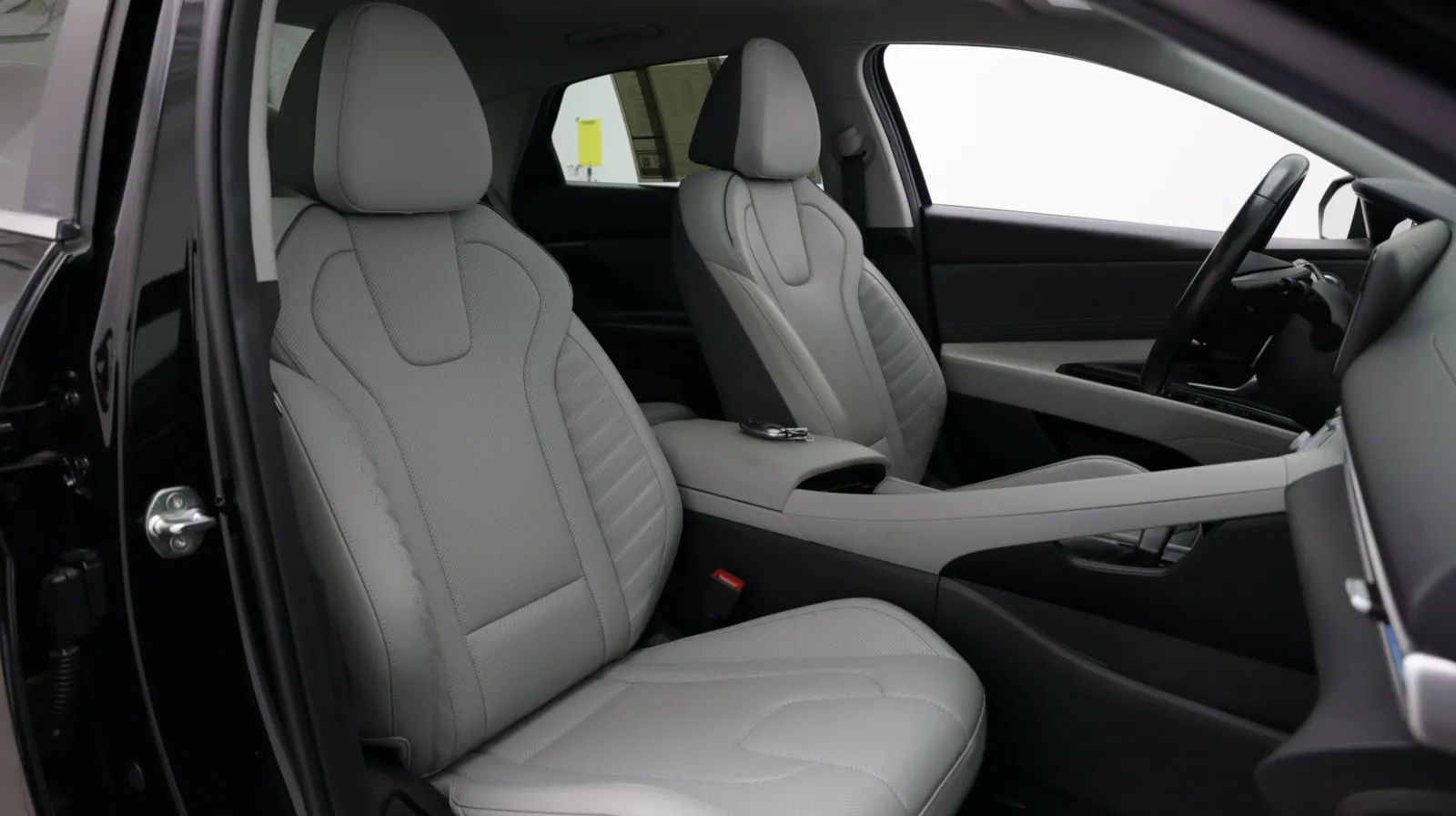 Hyundai Elantra photo 33