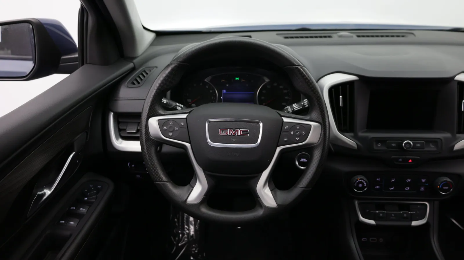 GMC Terrain photo 26