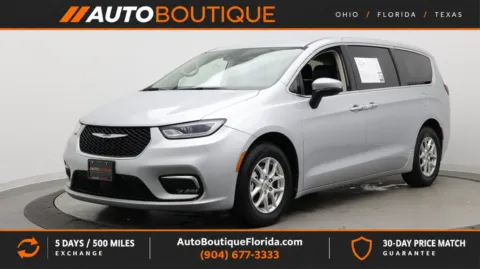Silver 2023 Chrysler Pacifica Touring L for sale in Jacksonville, FL