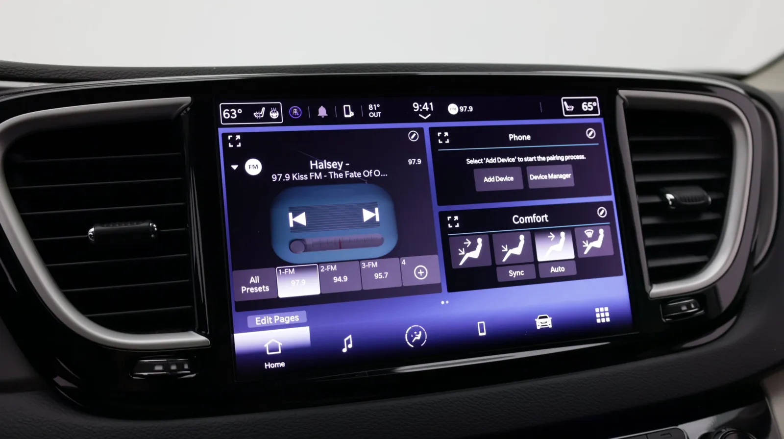 Chrysler Pacifica photo 24