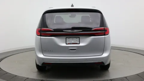 More photos of 2023 Chrysler Pacifica Touring L at Auto Boutique Florida, FL