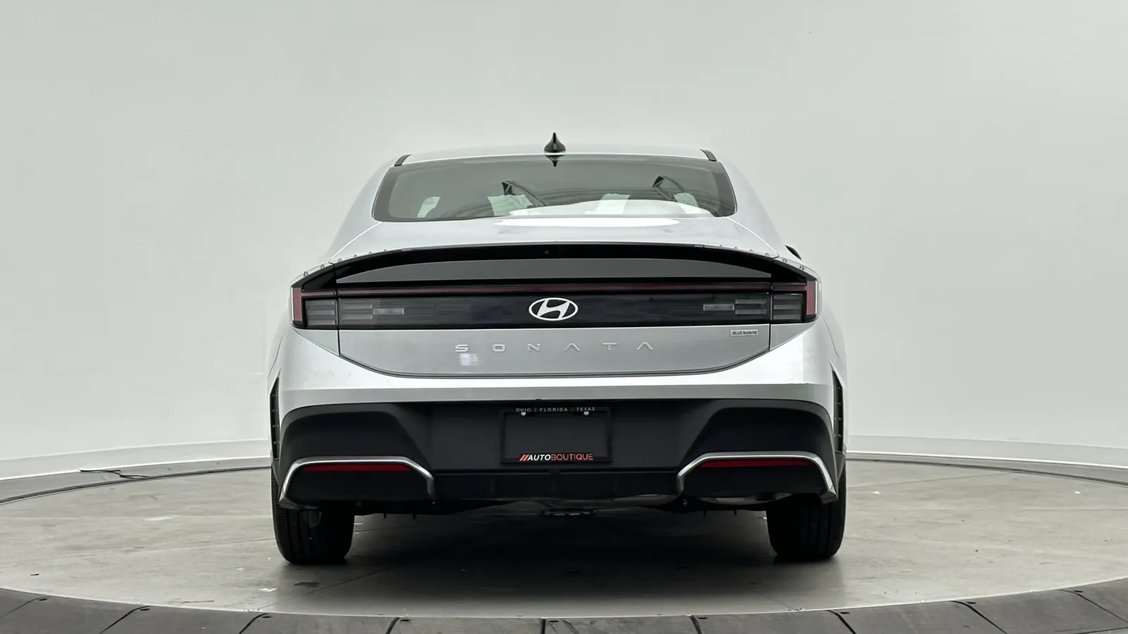 Hyundai Sonata photo 6
