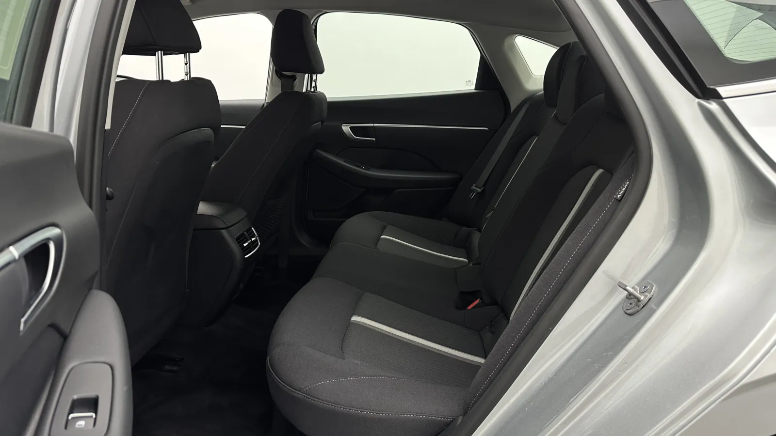 Hyundai Sonata photo 24