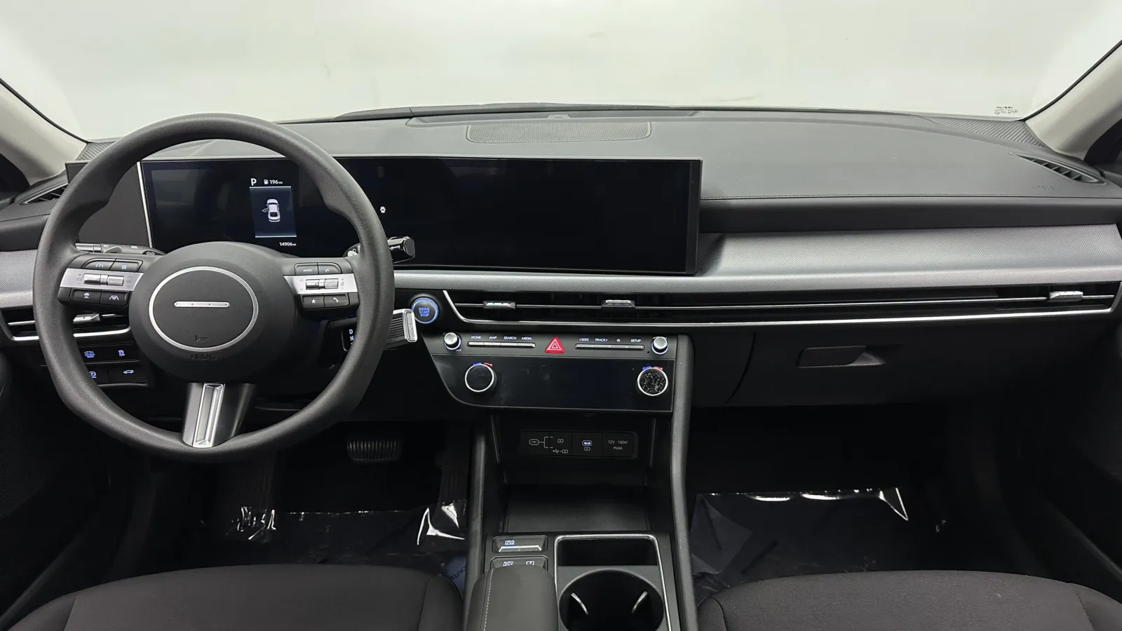 Hyundai Sonata photo 28