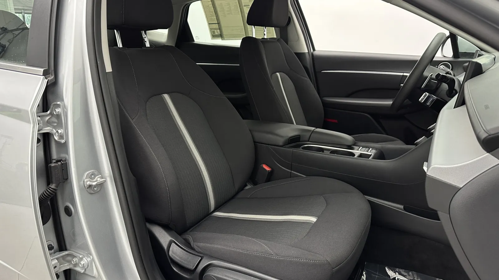 Hyundai Sonata photo 36