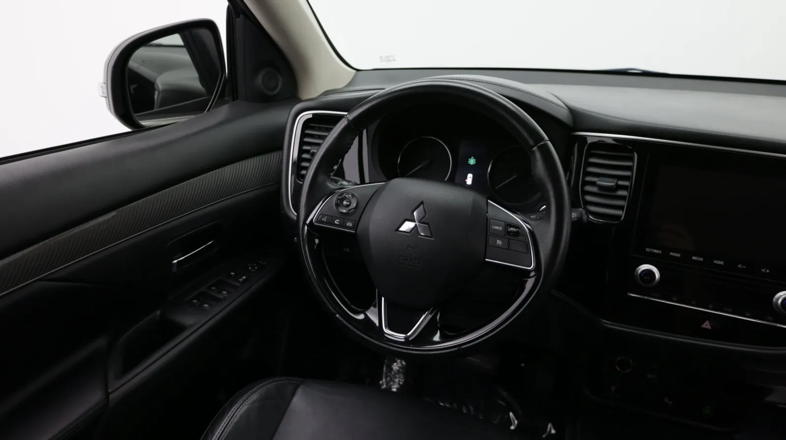 Mitsubishi Outlander photo 24