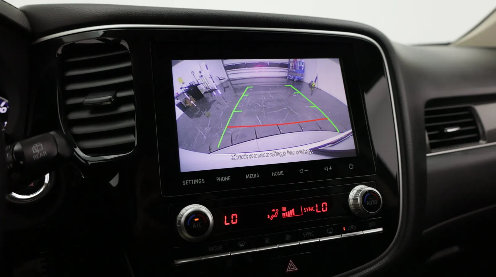 Mitsubishi Outlander photo 19
