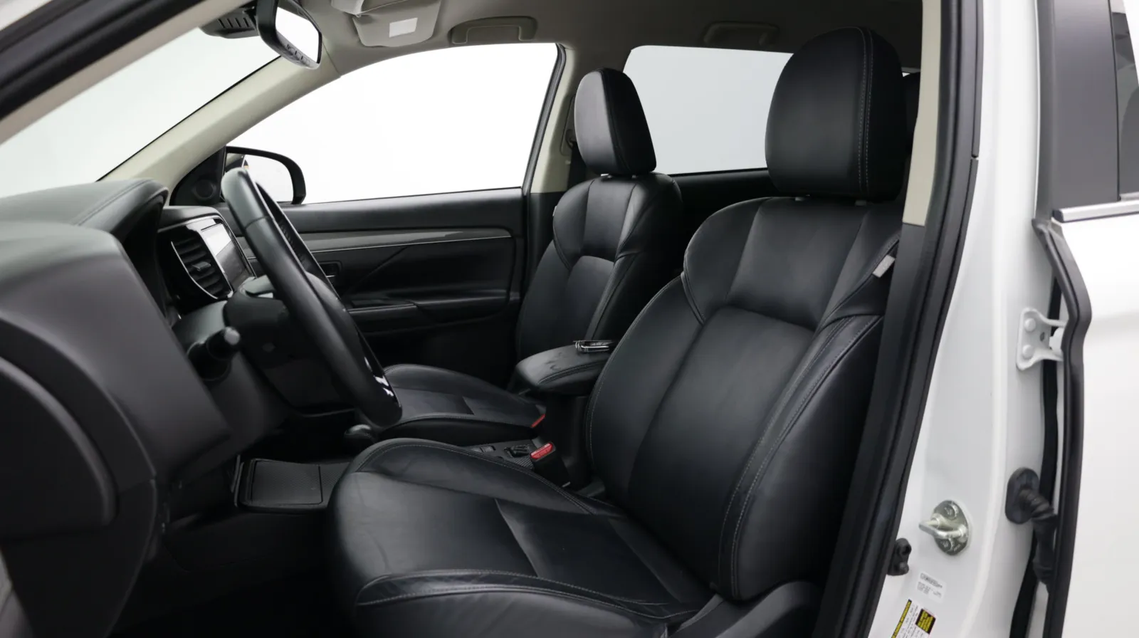 Mitsubishi Outlander photo 13