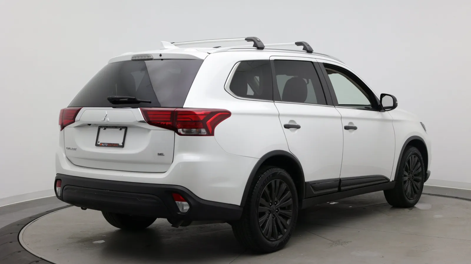 Mitsubishi Outlander photo 7