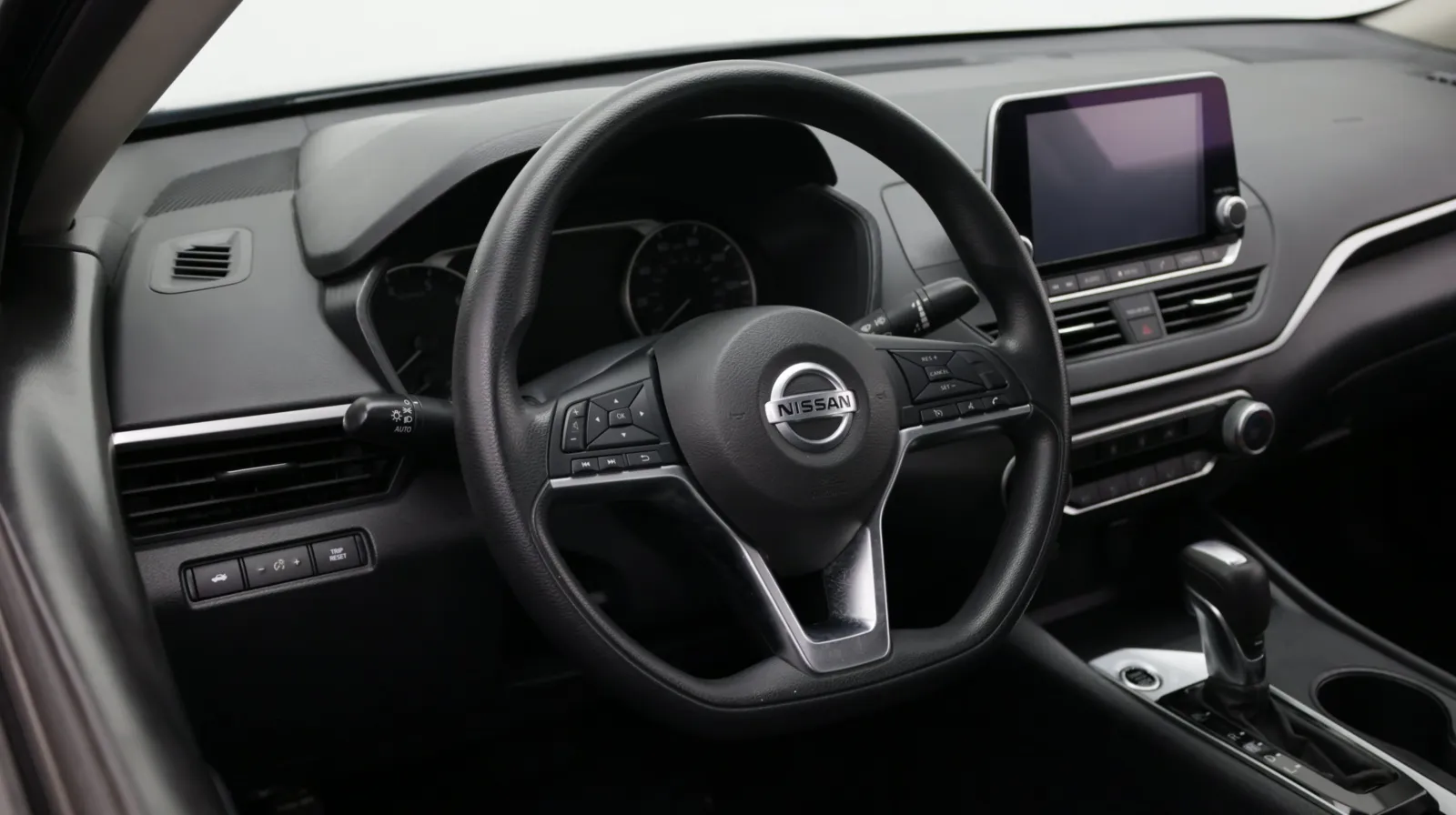Nissan Altima photo 8