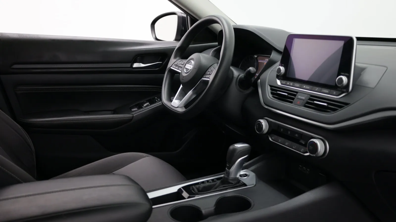 Nissan Altima photo 30