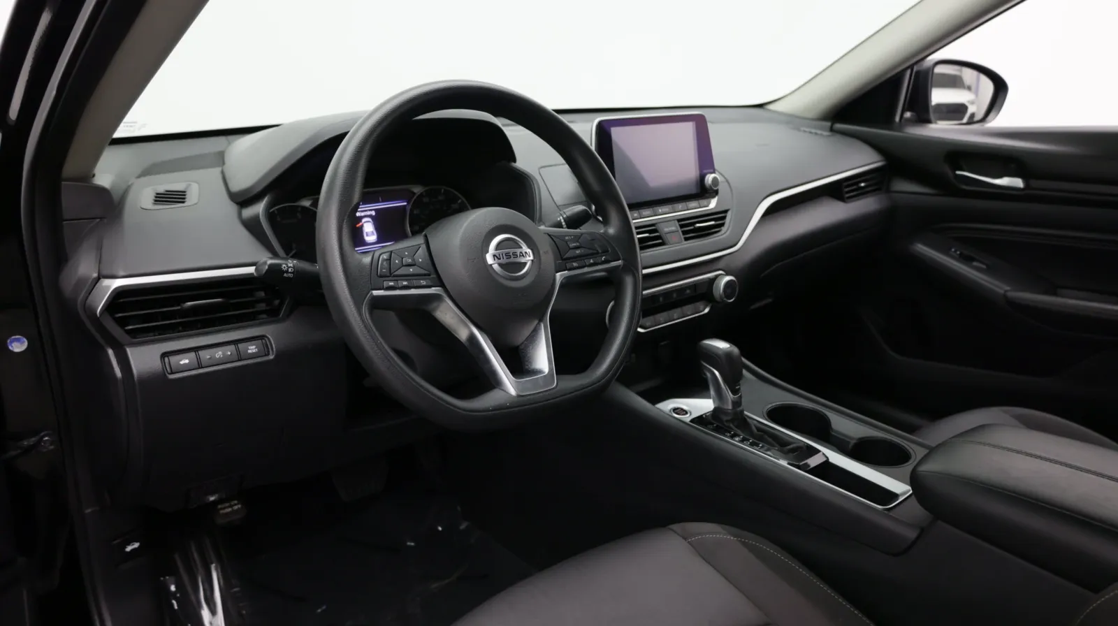 Nissan Altima photo 10