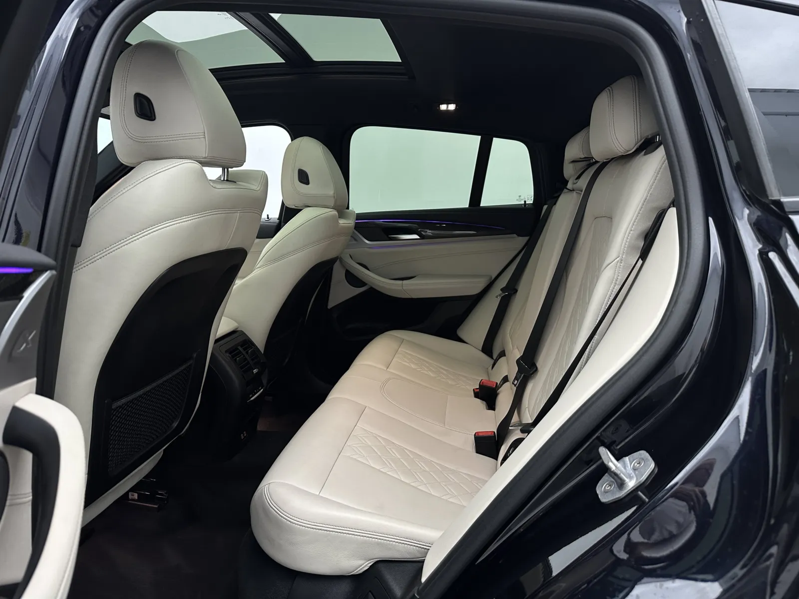 BMW X4 photo 35