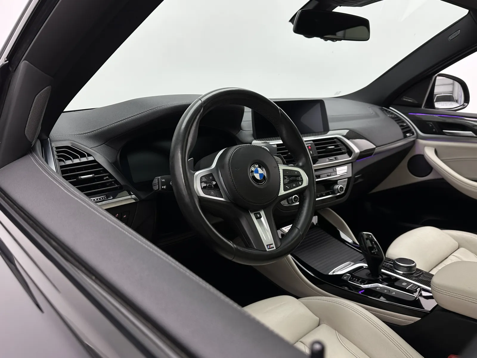 BMW X4 photo 11