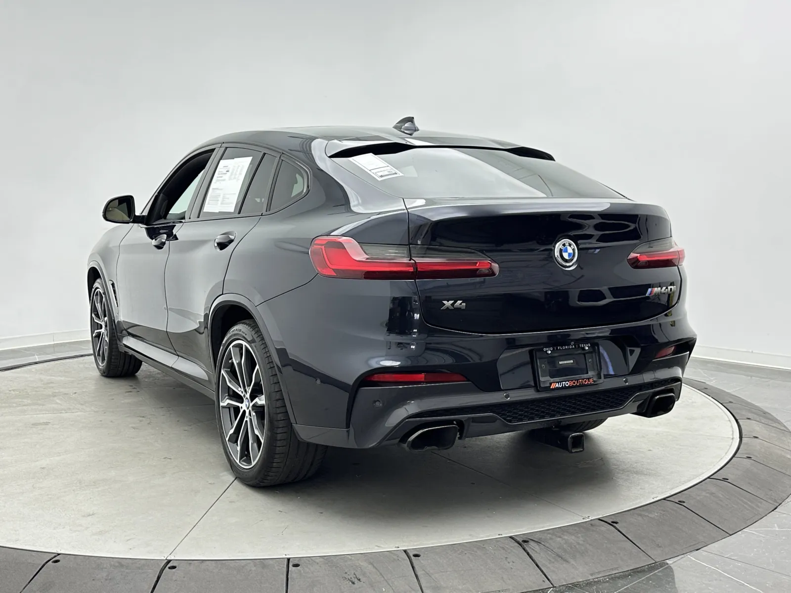 BMW X4 photo 7
