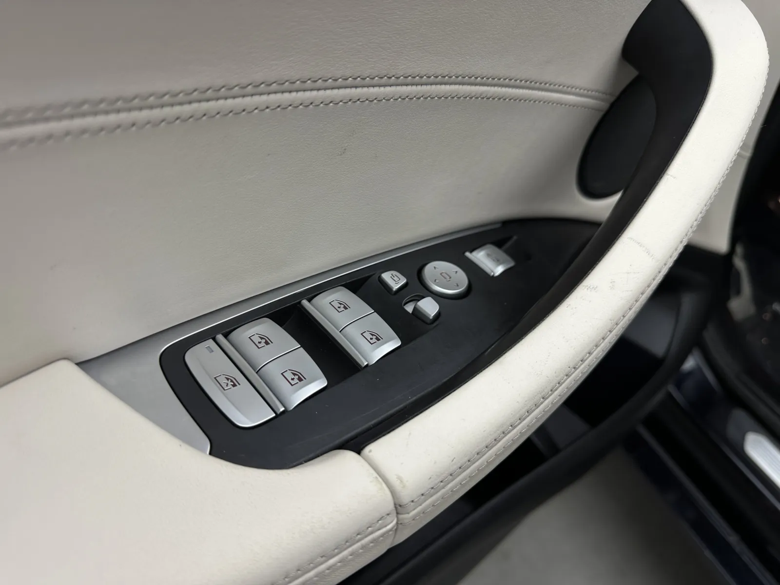 BMW X4 photo 14