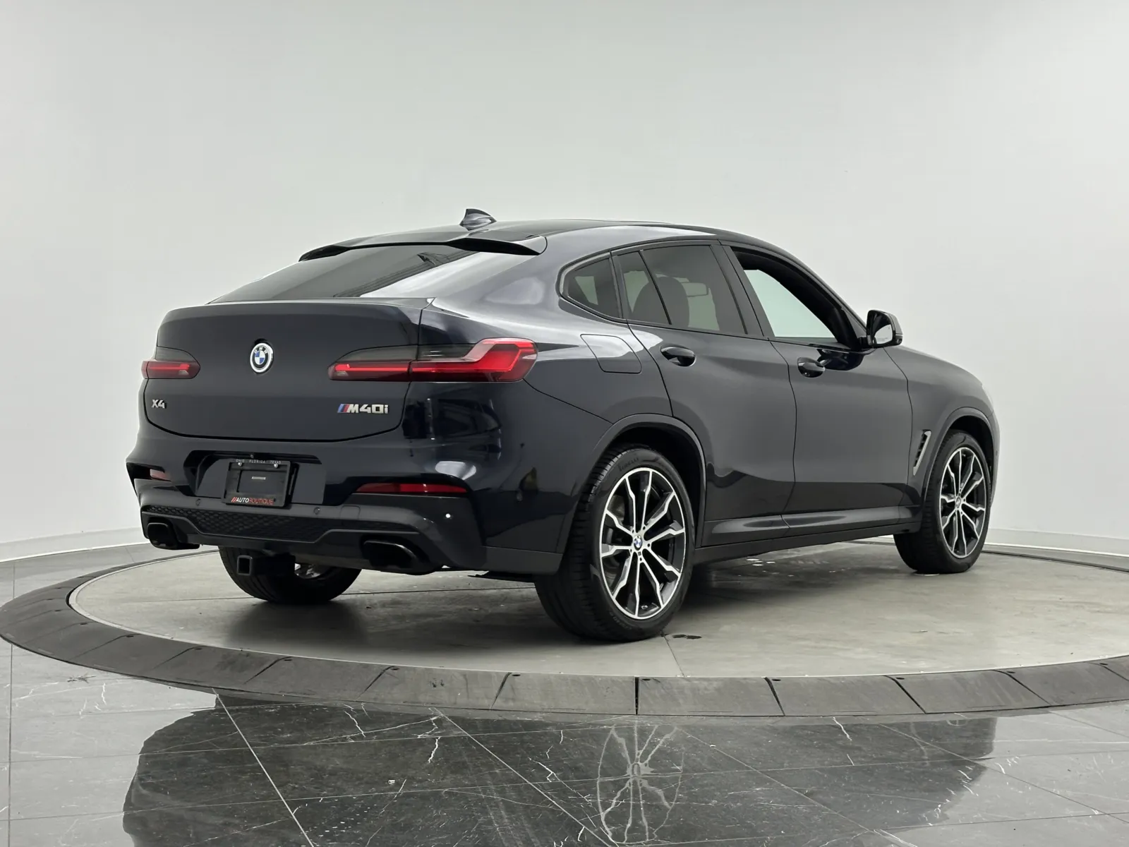BMW X4 photo 9