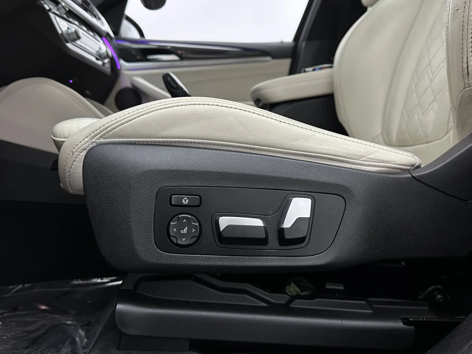 BMW X4 photo 18