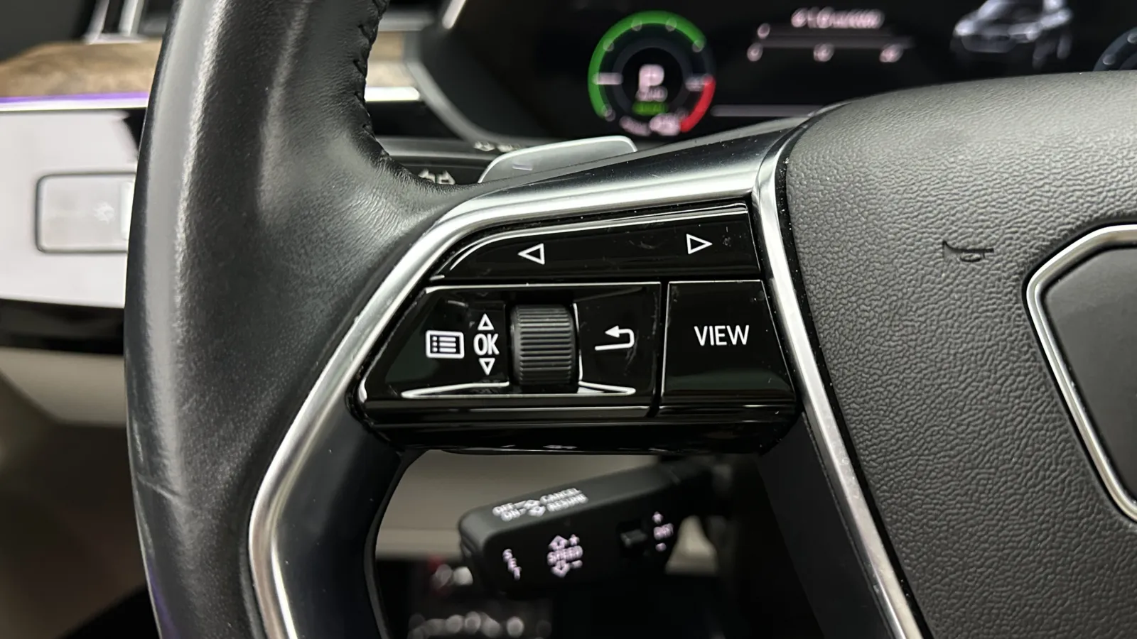 Audi e-tron photo 24