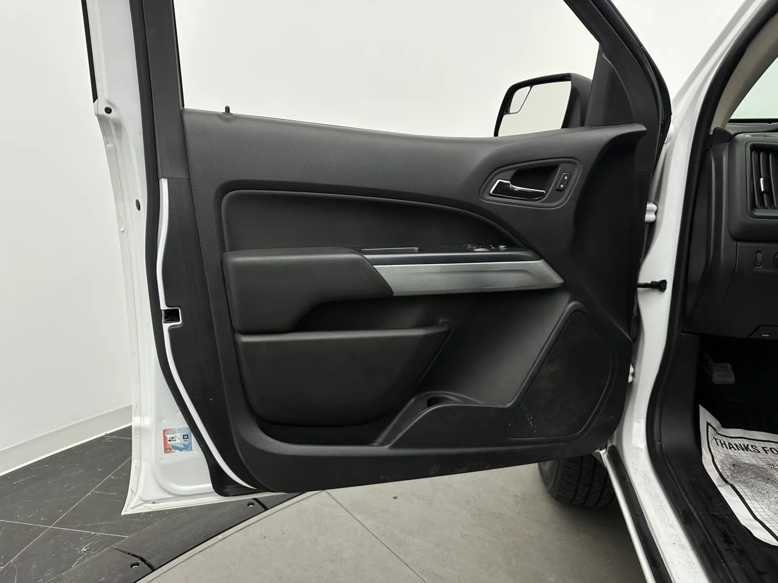 Chevrolet Colorado photo 10