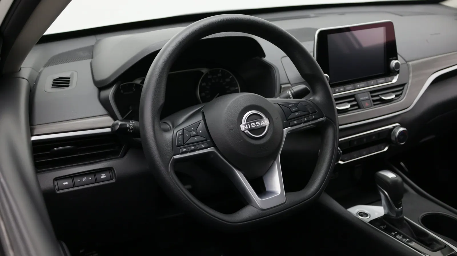 Nissan Altima photo 8