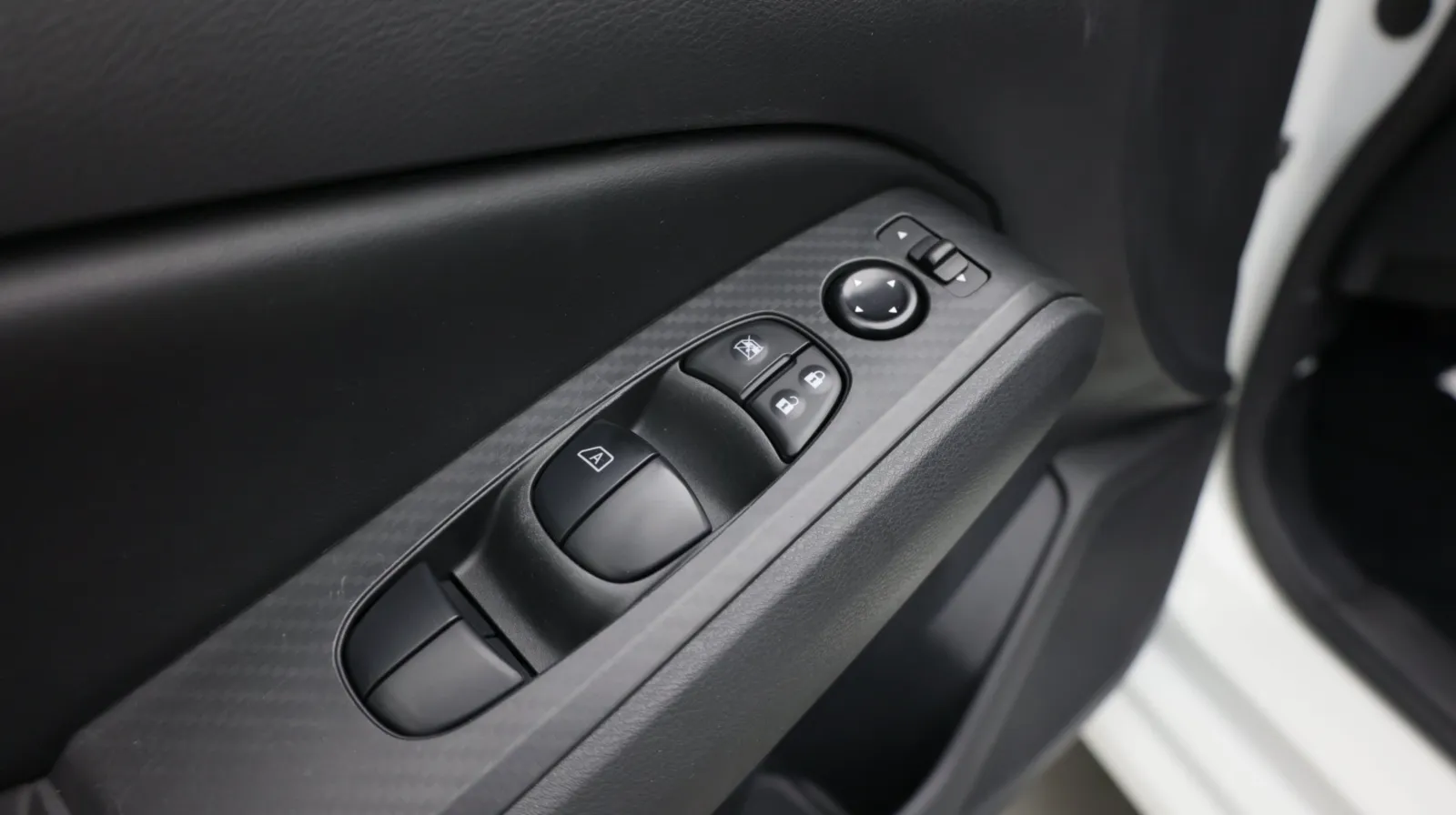 Nissan Altima photo 12