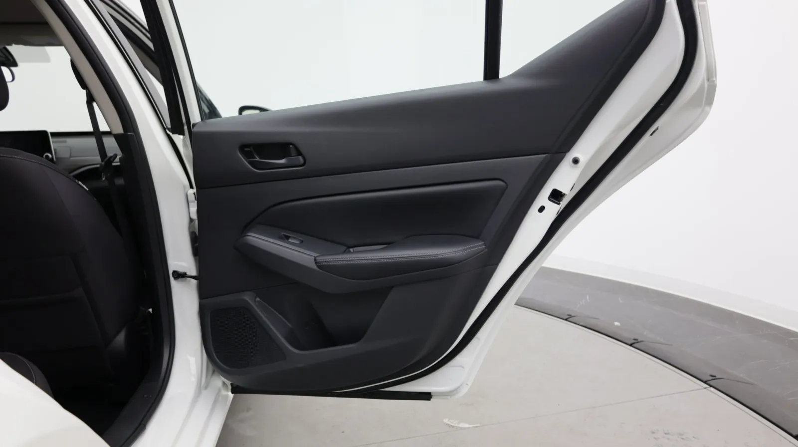 Nissan Altima photo 30