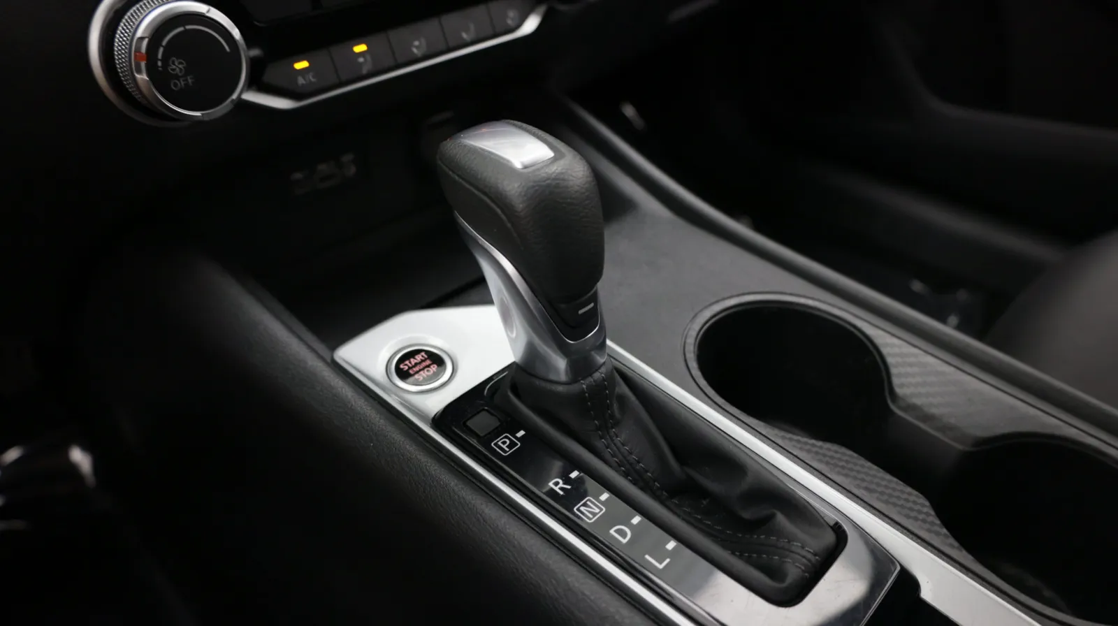 Nissan Altima photo 16