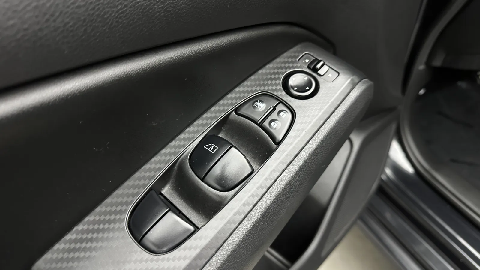 Nissan Altima photo 12