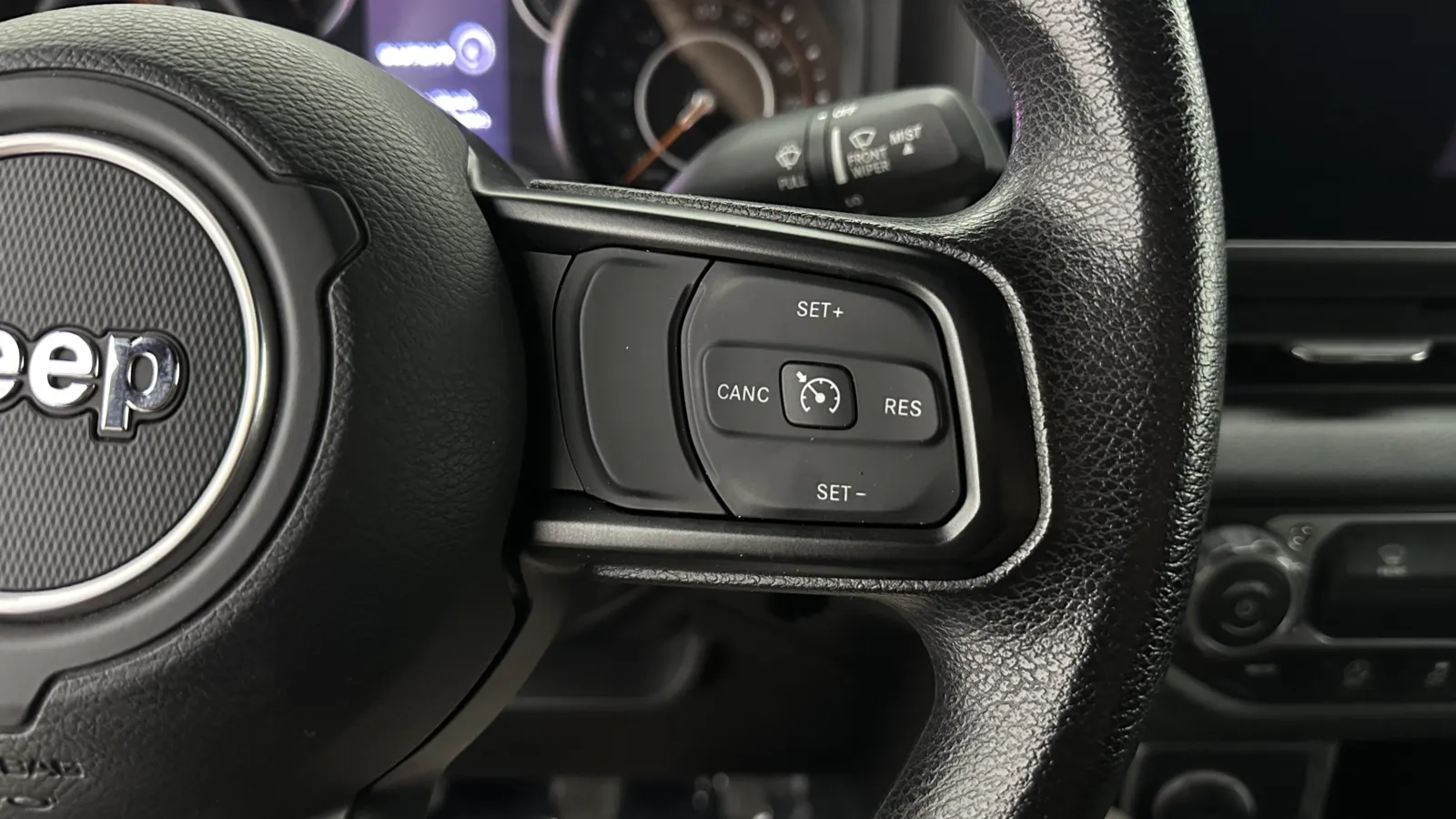 Jeep Wrangler photo 25