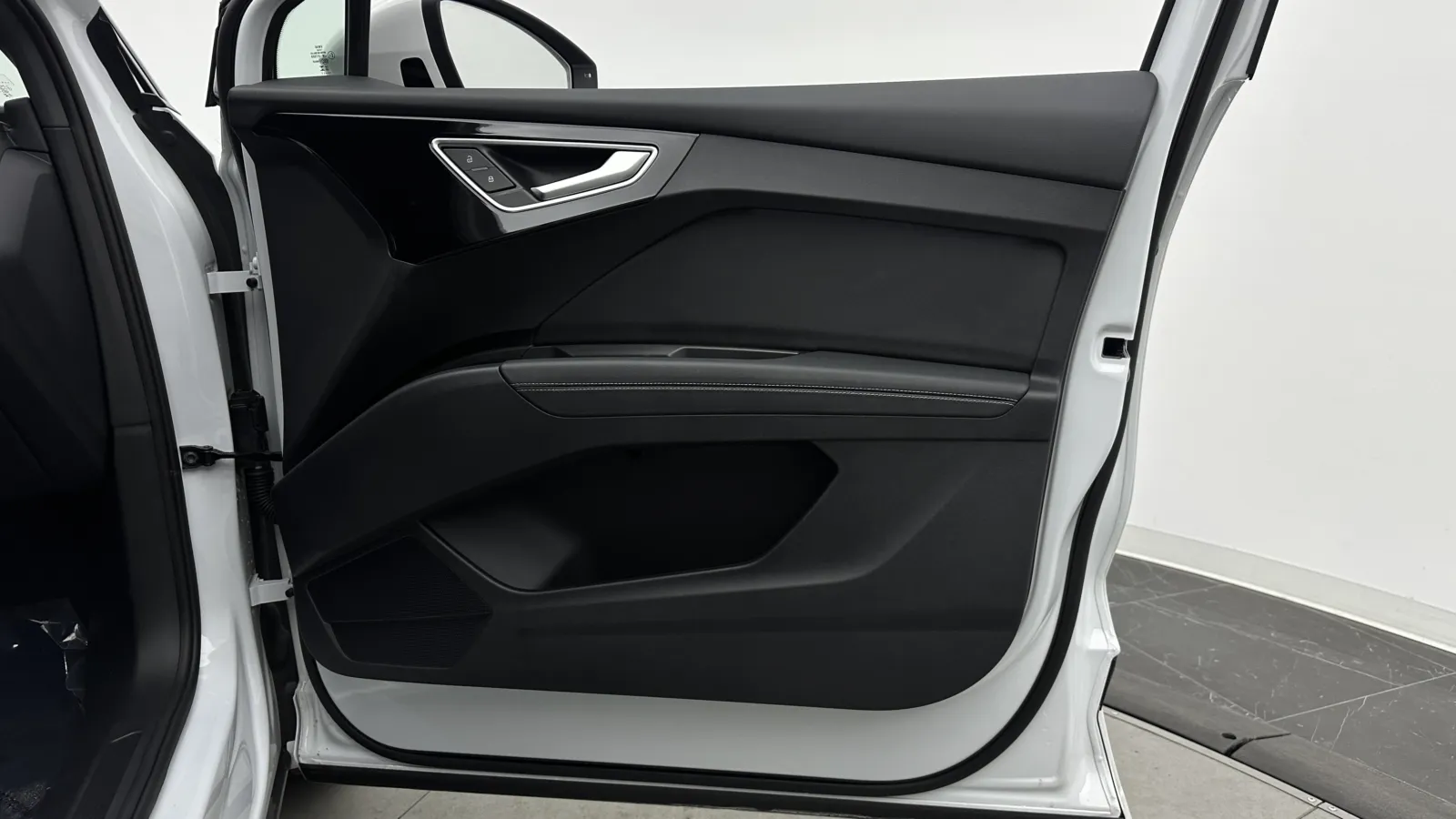 Audi e-tron Sportback photo 36