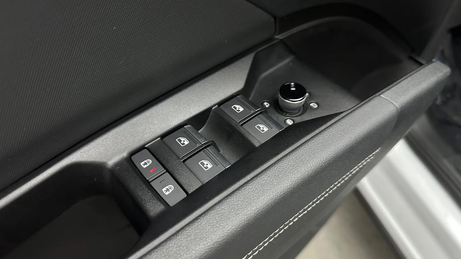 Audi e-tron Sportback photo 12