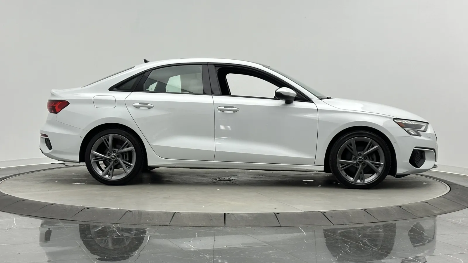 Audi A3 photo 9