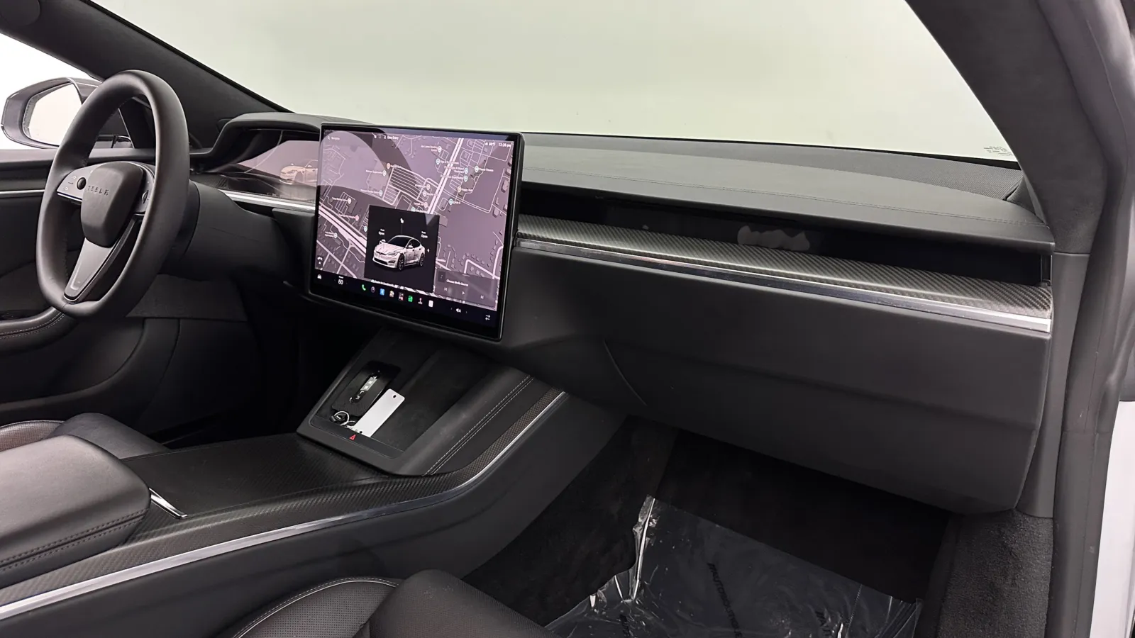 Tesla Model S photo 44