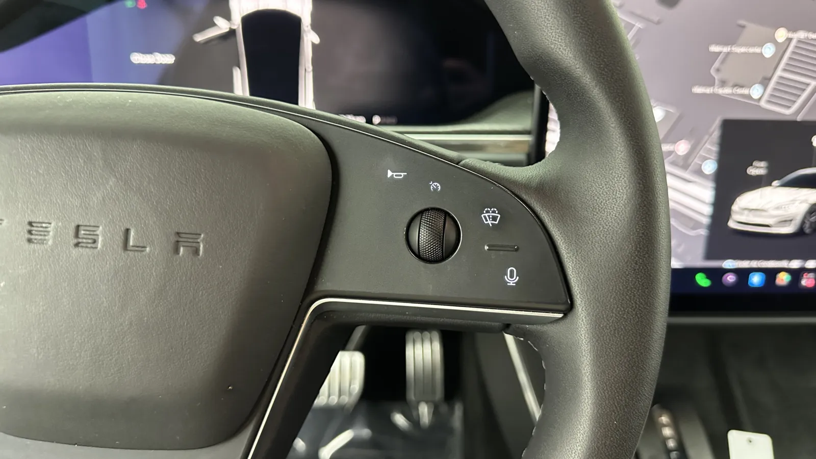 Tesla Model S photo 29