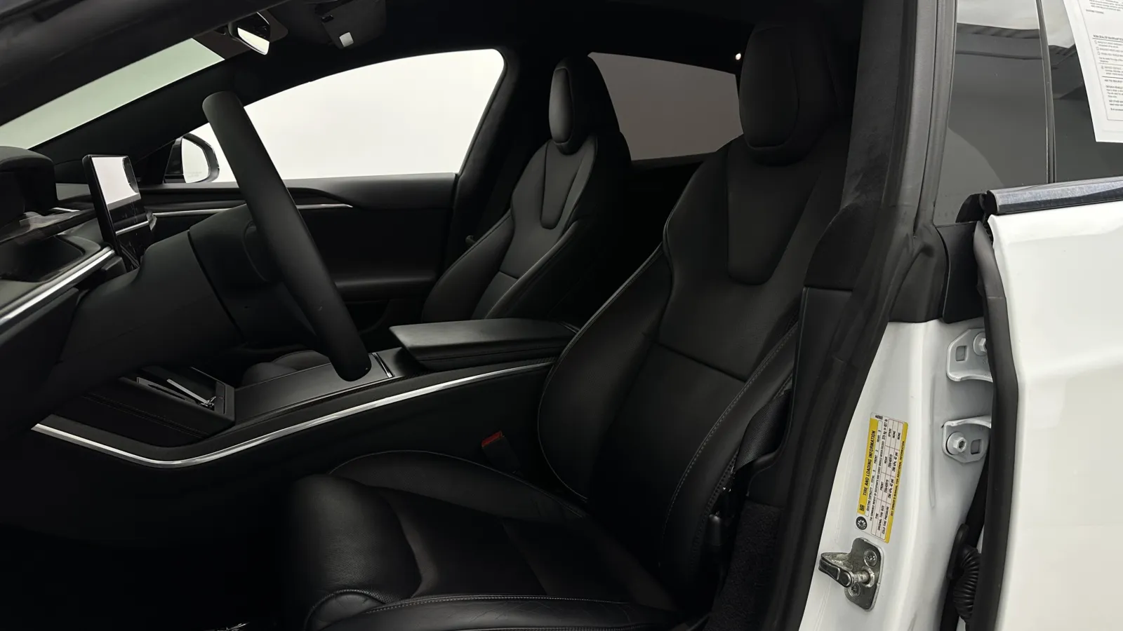 Tesla Model S photo 13