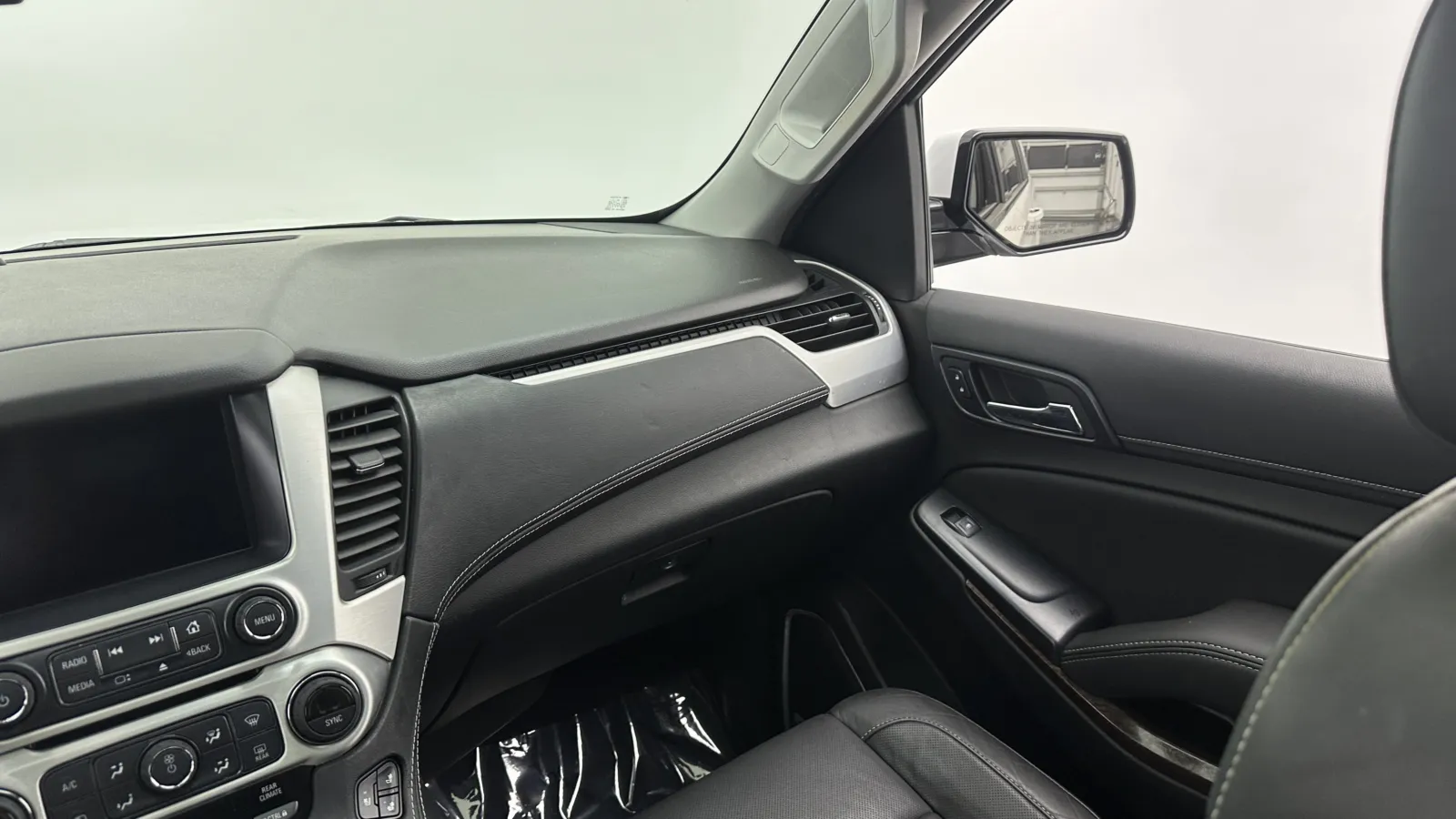 GMC Yukon photo 30