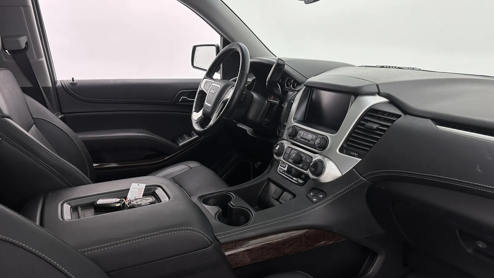 GMC Yukon photo 37
