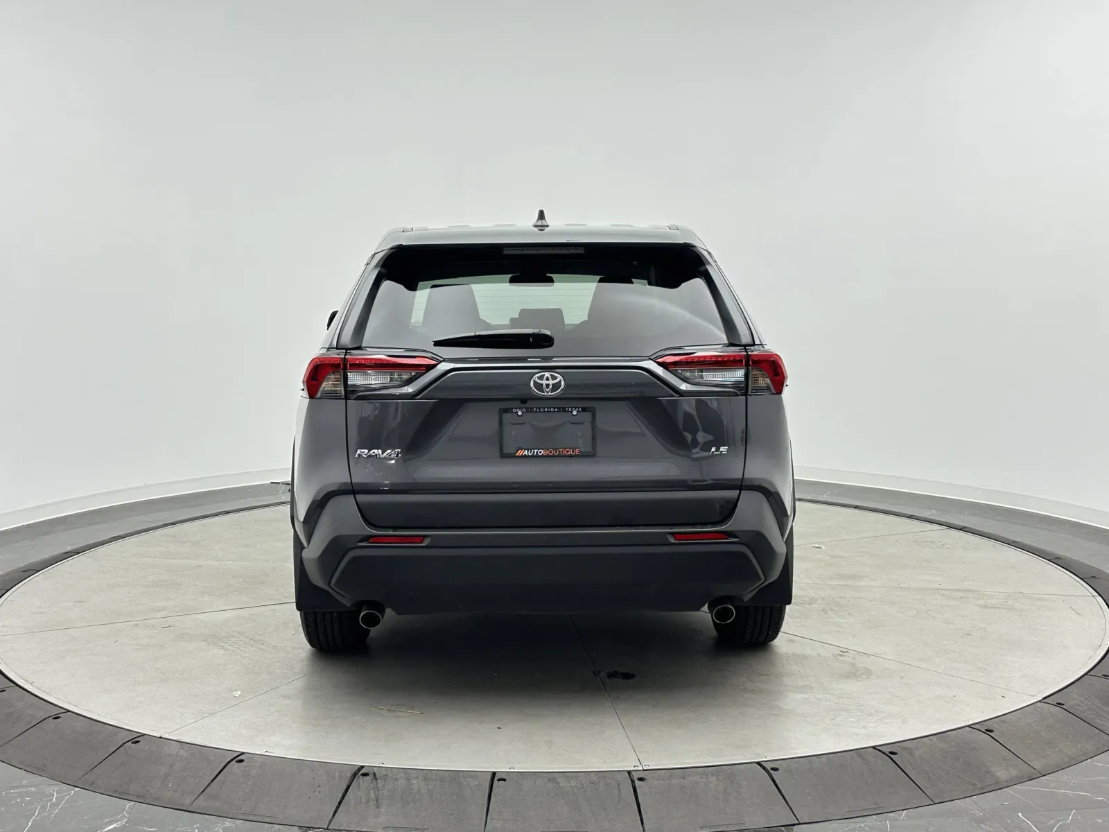 Toyota RAV4 photo 6