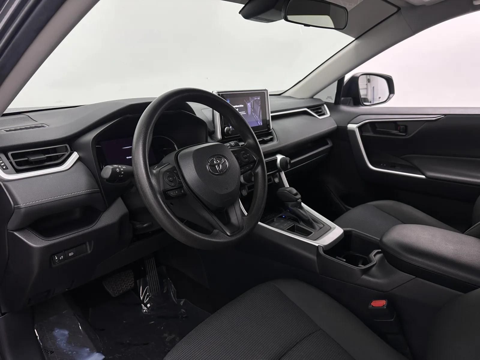 Toyota RAV4 photo 10