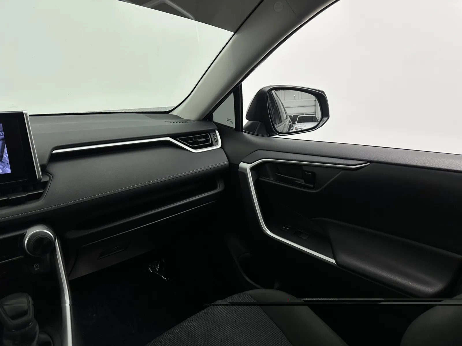 Toyota RAV4 photo 26