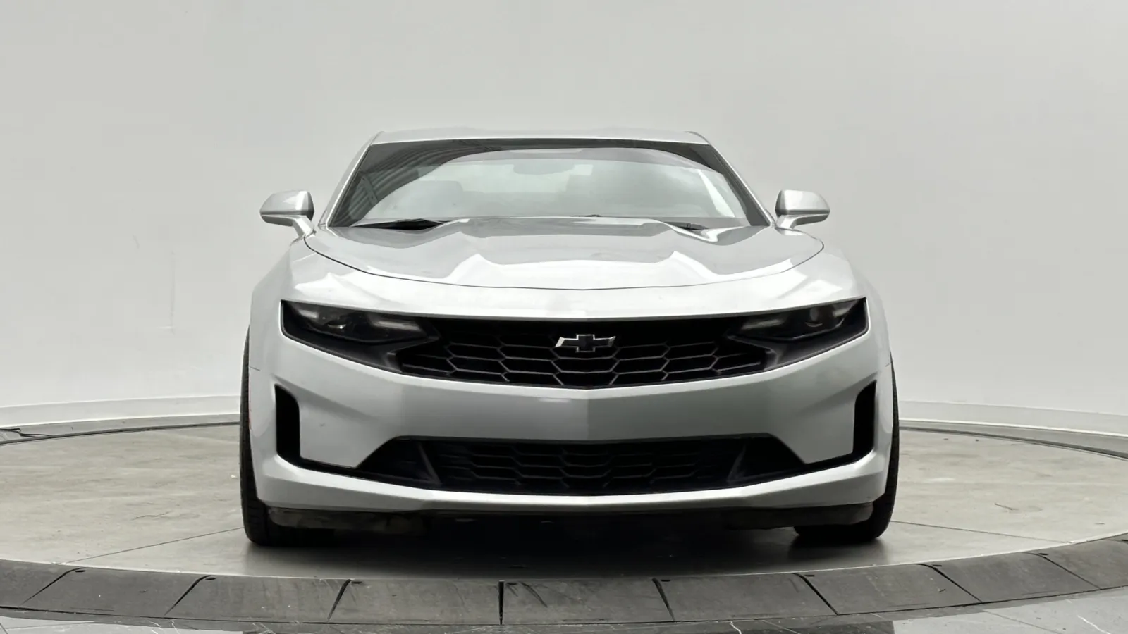 Chevrolet Camaro photo 2