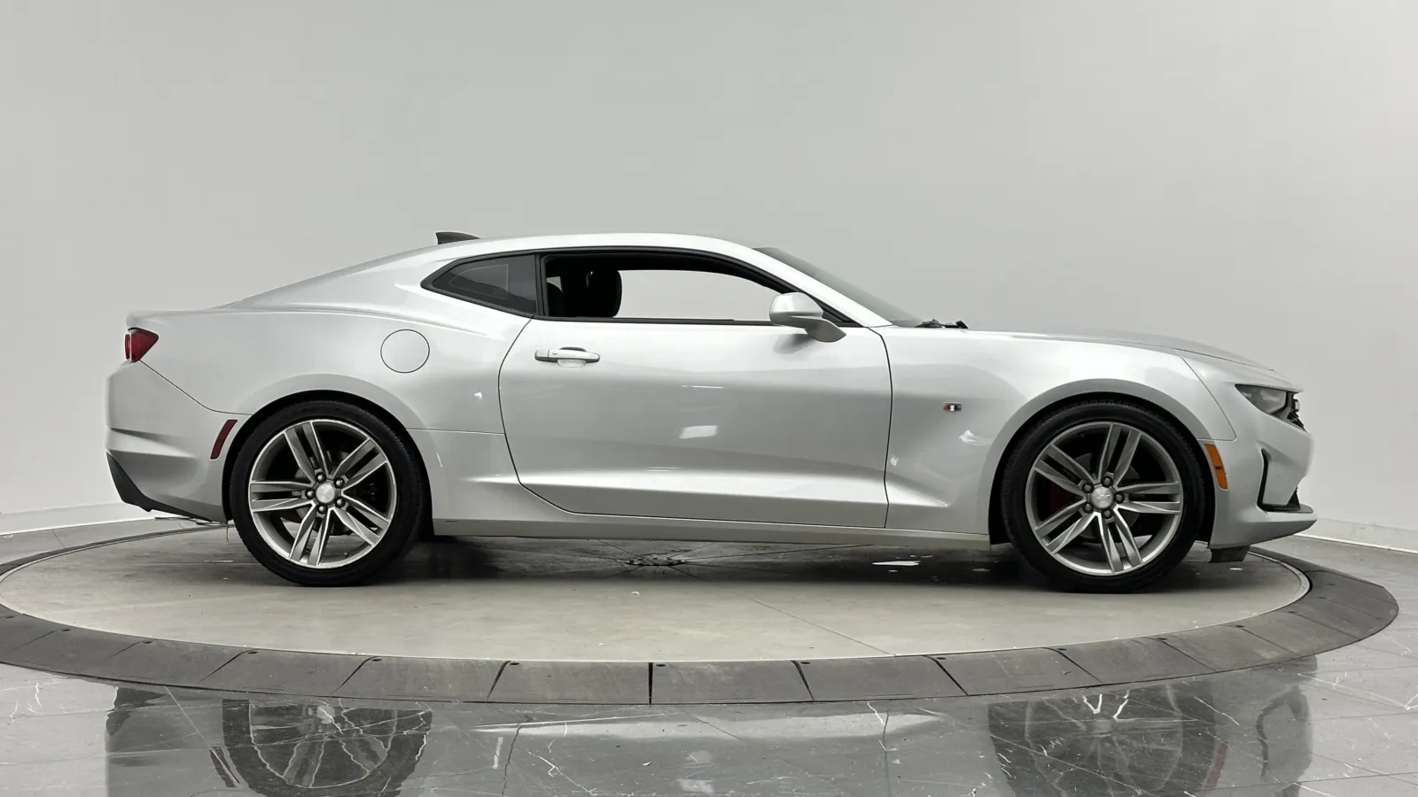 Chevrolet Camaro photo 8