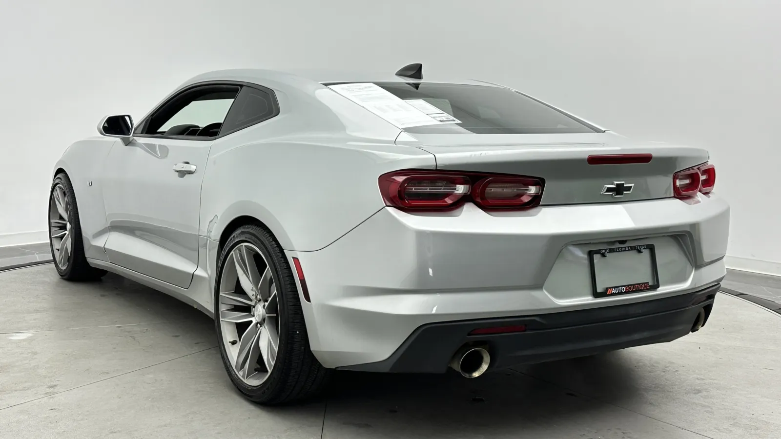 Chevrolet Camaro photo 4