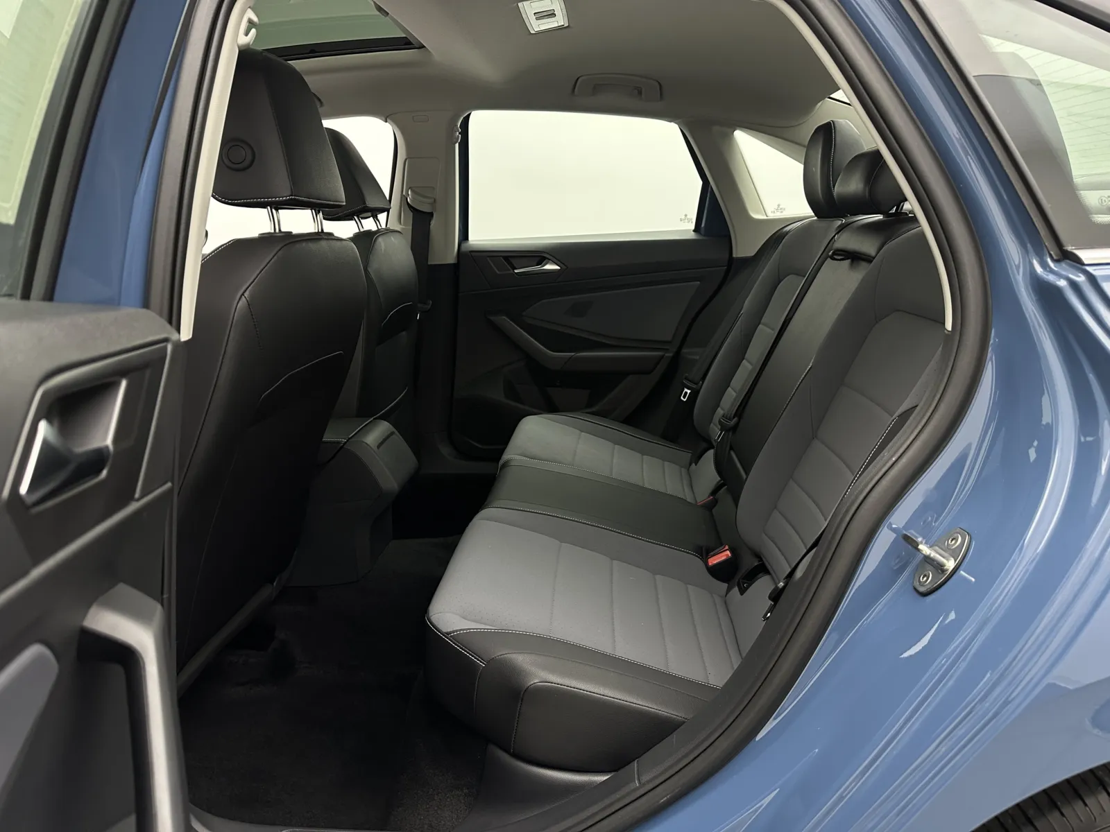 Volkswagen Jetta photo 26