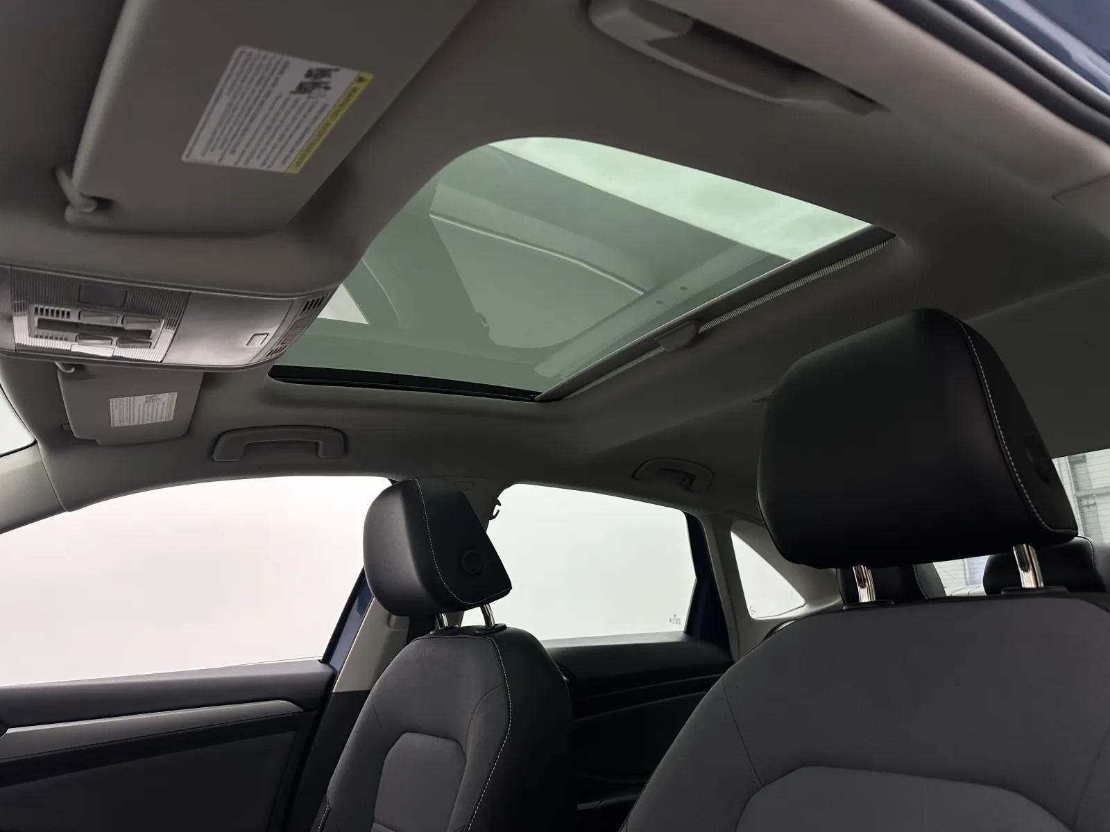 Volkswagen Jetta photo 17