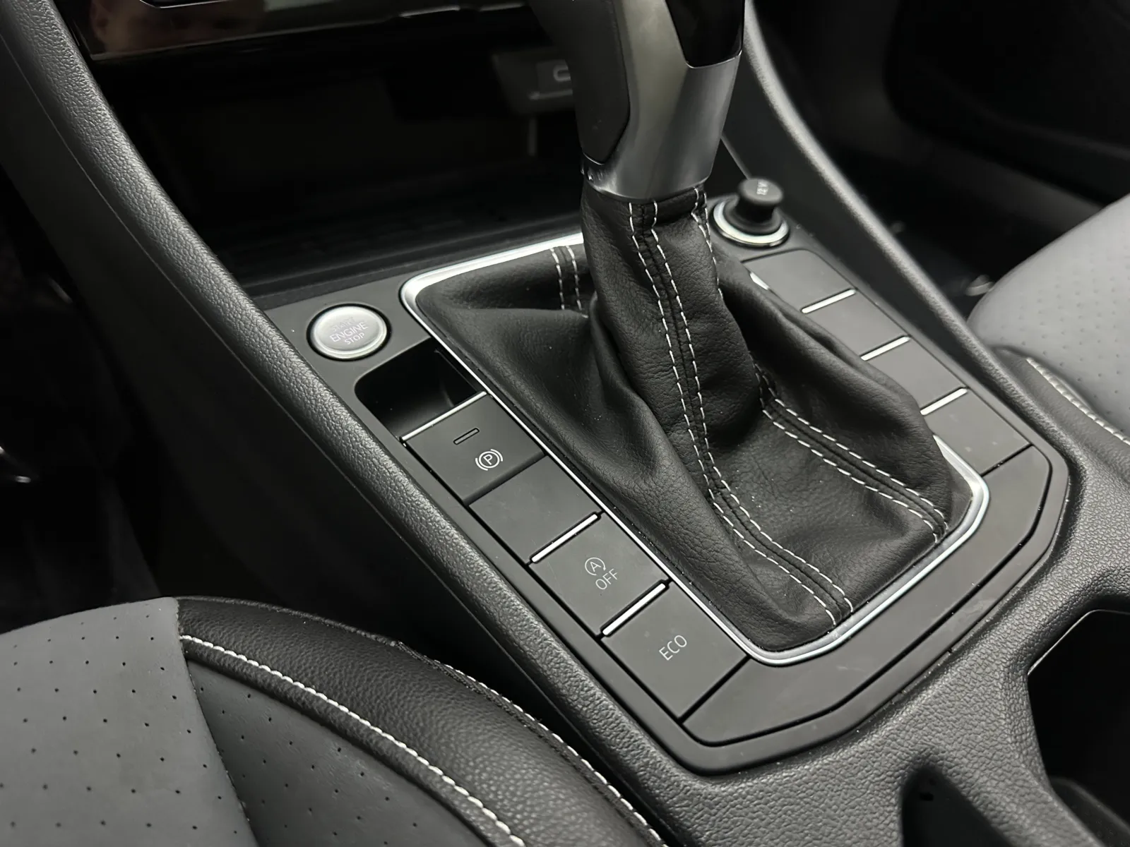Volkswagen Jetta photo 18
