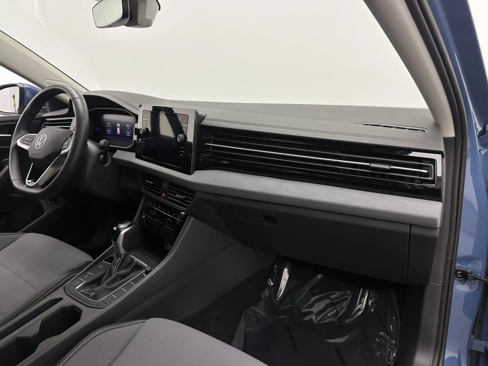 Volkswagen Jetta photo 38