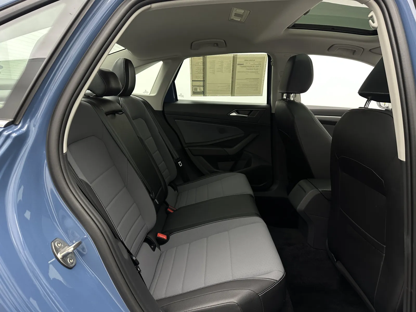 Volkswagen Jetta photo 34
